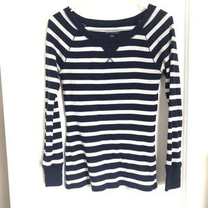 ☀️5/$25☀️ Old Navy long long sleeve top